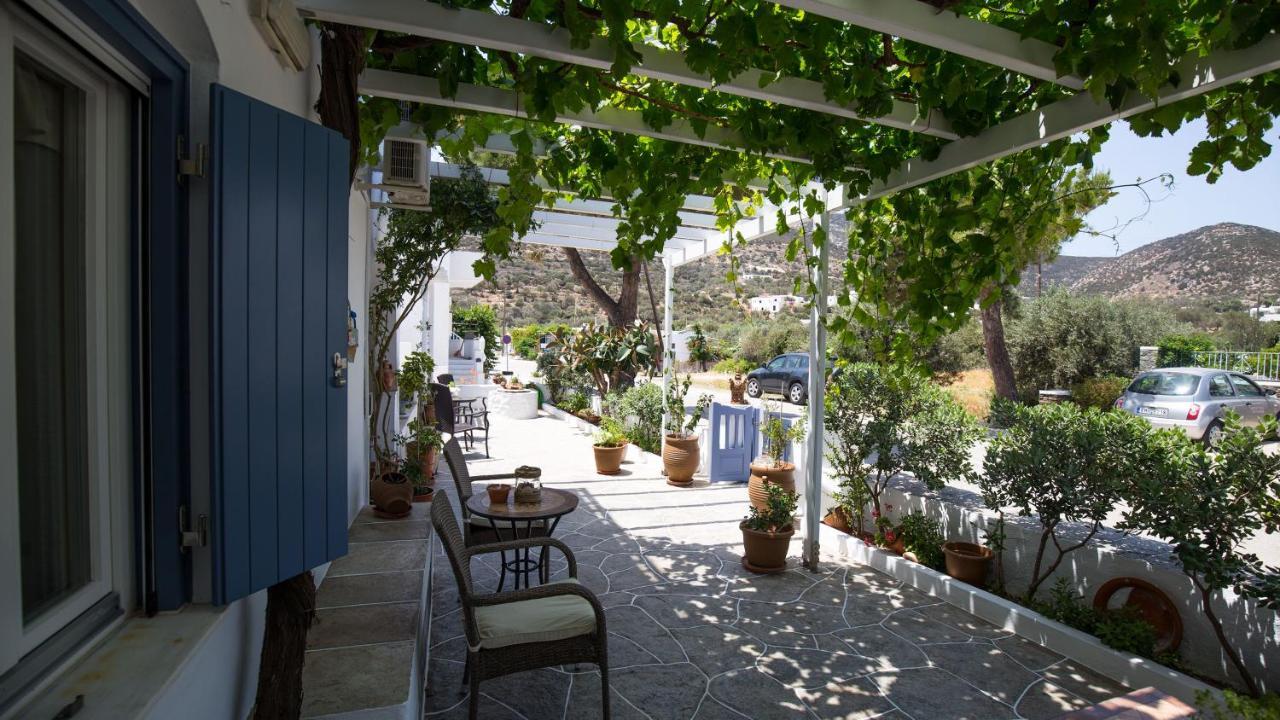 Pension Ageliki Sifnos Platis Gialos  ภายนอก รูปภาพ